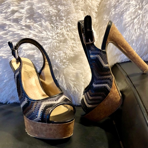 Peep Toe Diva Lounge 5” heels - Picture 3 of 8